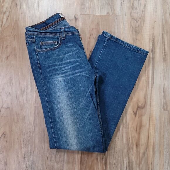🔸️Express Blue Precision Fit Jeans Size 9/30 - Picture 1 of 12